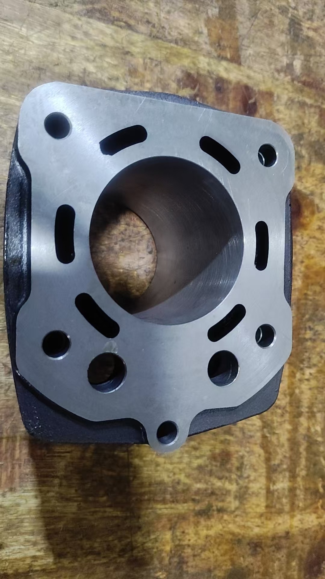 Kit de cylindre de moto fourni - Motorcycle Cylinder avis et prix